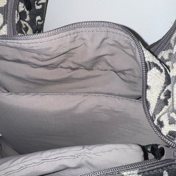 Petunia Pickle Bottom Touring Tote - Earl Grey - Picture 5 of 9